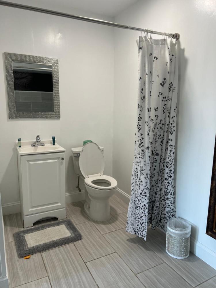 Deluxe Twin Room interior